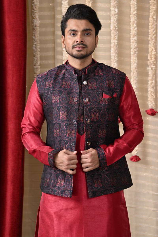 Maroon Kurta Set With Jacket