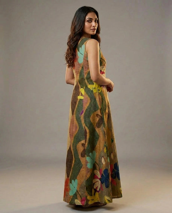 Dola Silk Straight Kurti with Straight Silhouette view 2