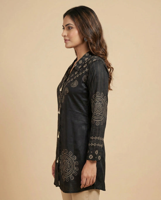 Chinon Kurti Short with Printed Yoke - Rangoli India