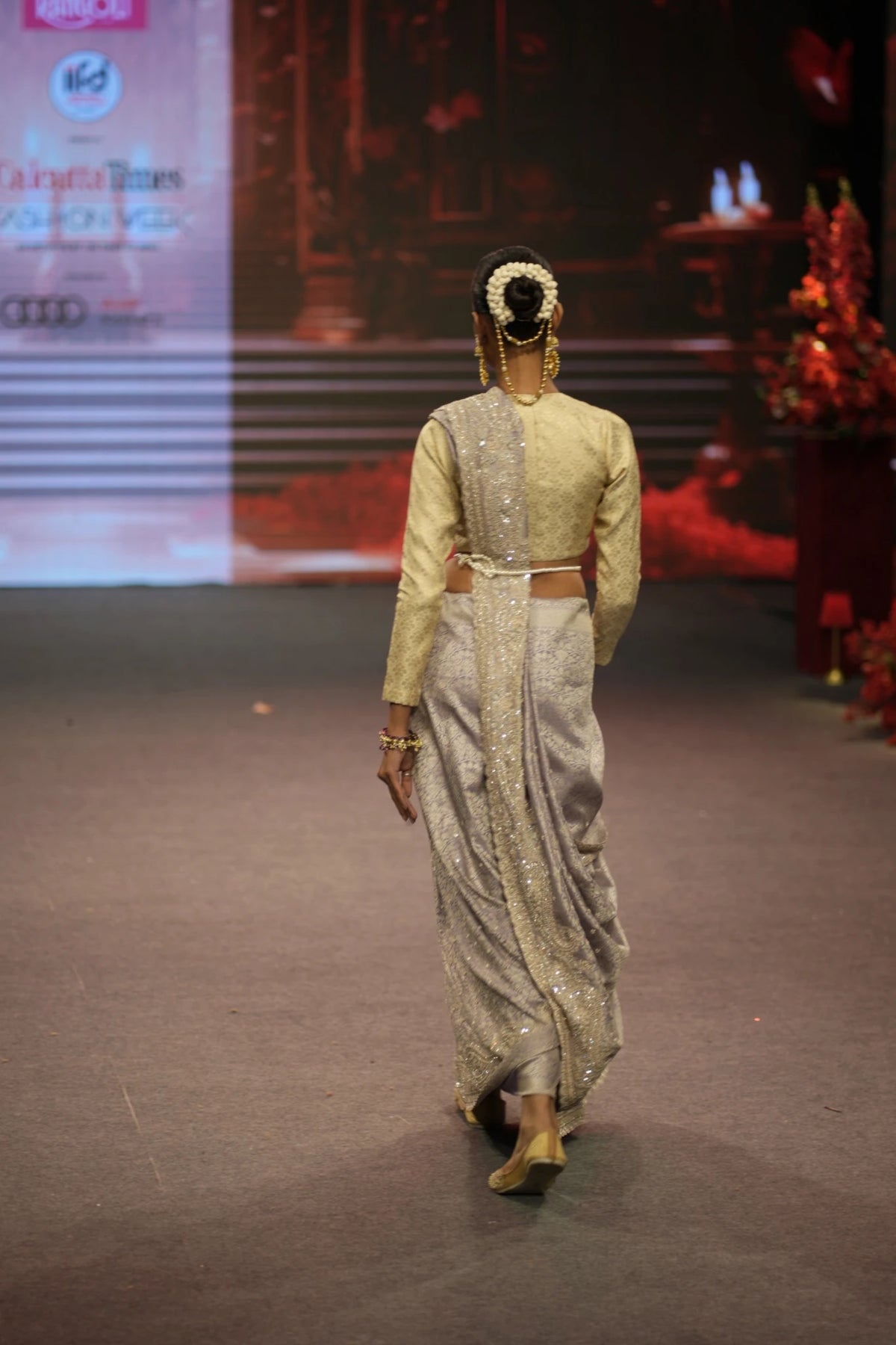 Mauve Embroidered Katan Silk Saree — photo 4 of 5