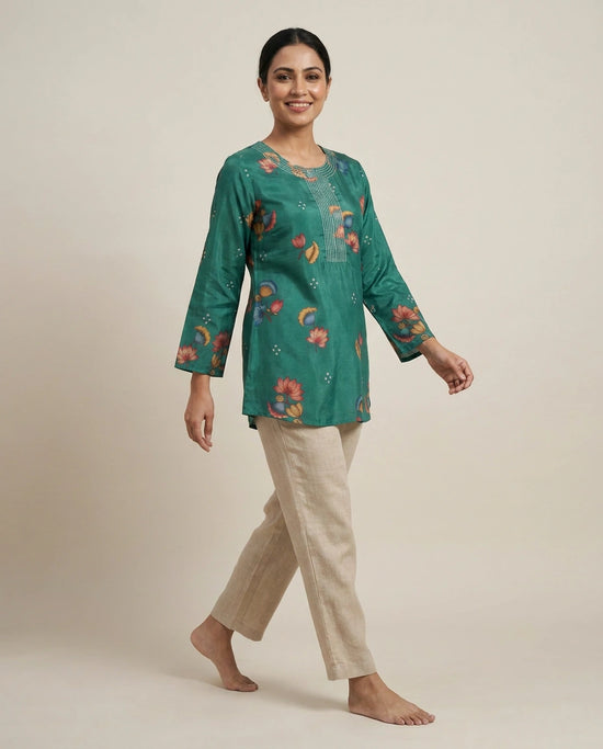 Chinon Kurti Short with All-Over Print - Rangoli India