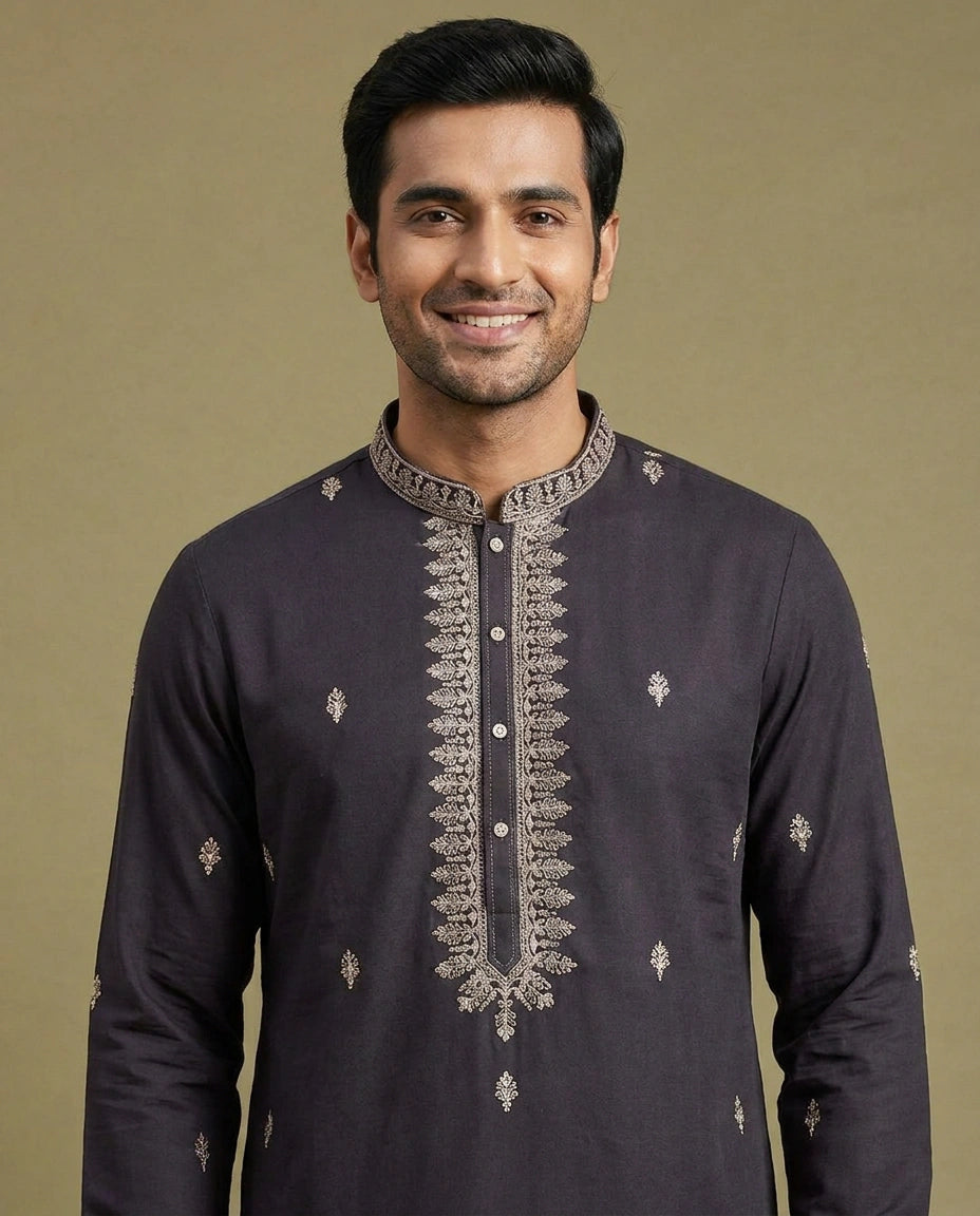 Men's Embroidered Cotton Kurta Pajama Set — photo 6 of 8