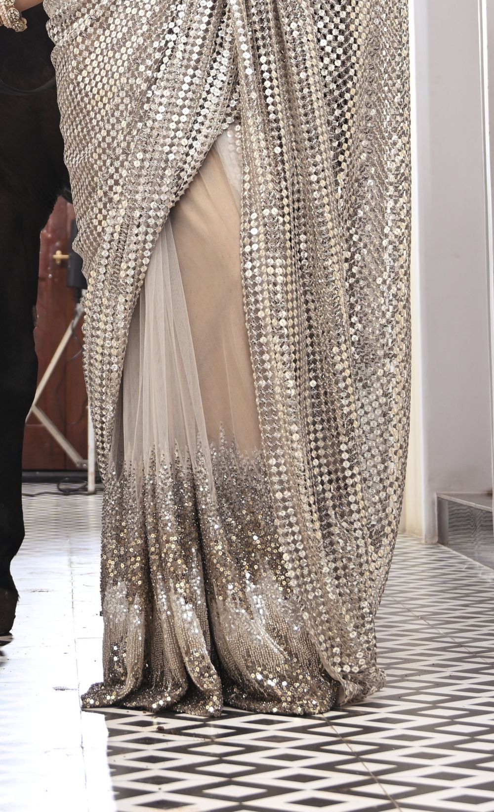 Off White Embroidered Saree — photo 3 of 7