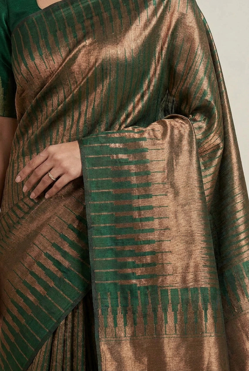 Tissue Banarasi Saree with Festive Tissue for Festive Wedding
