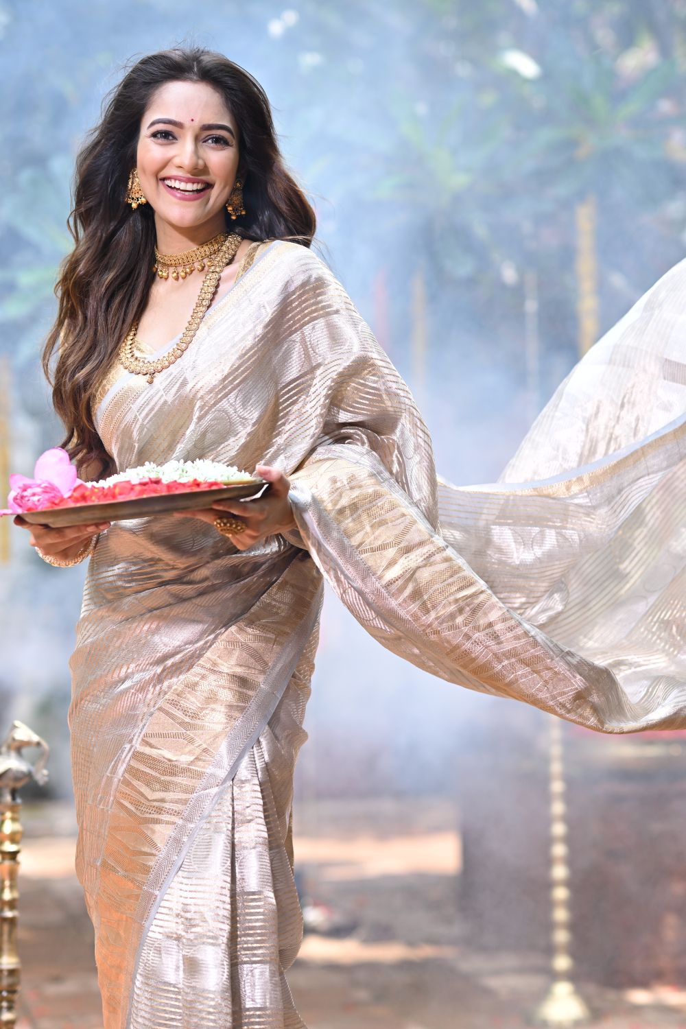 Golden Tissue Saree with Elegant Sheen