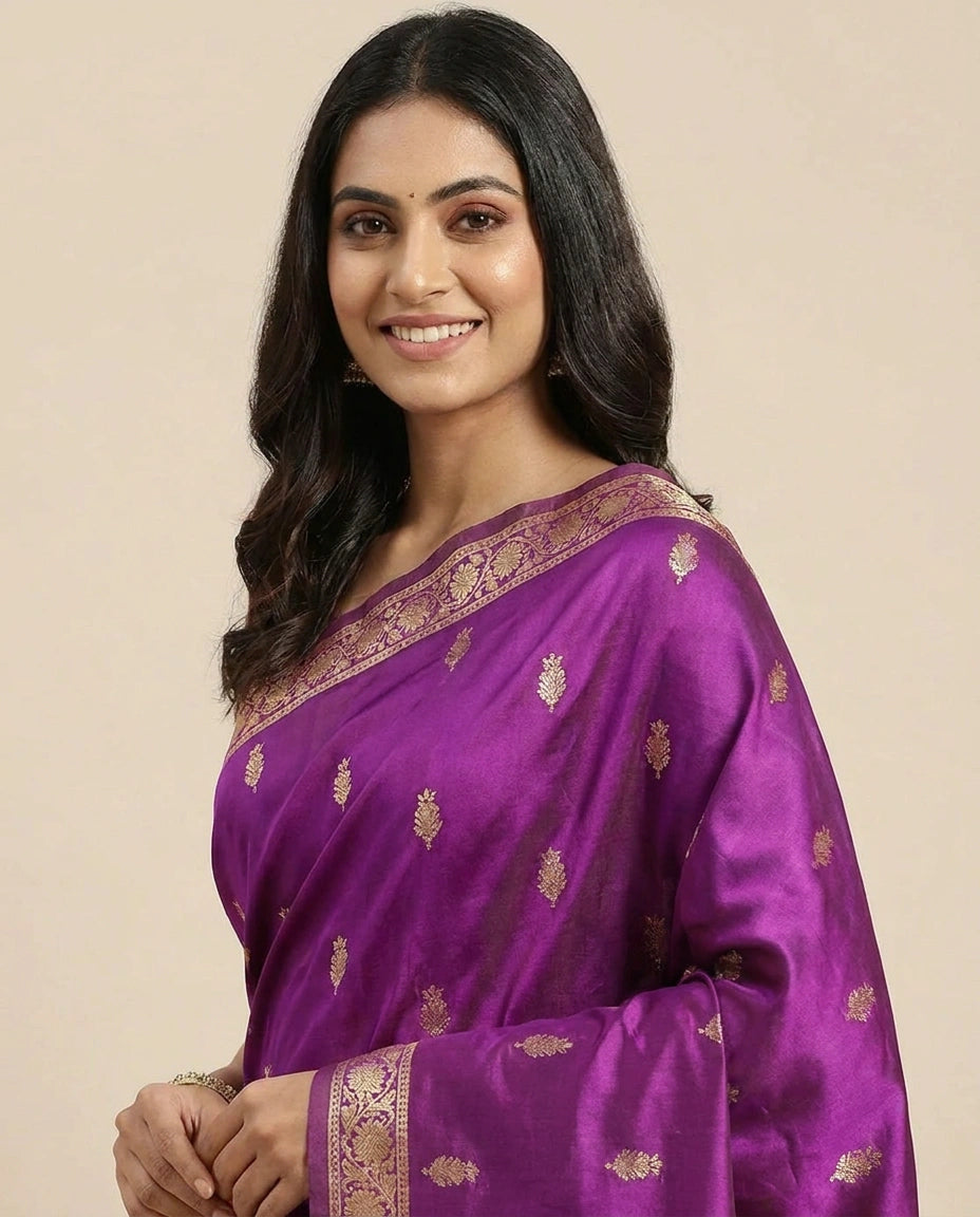 Dola Silk Banarasi Saree with Woven Zari Border - Rangoli India