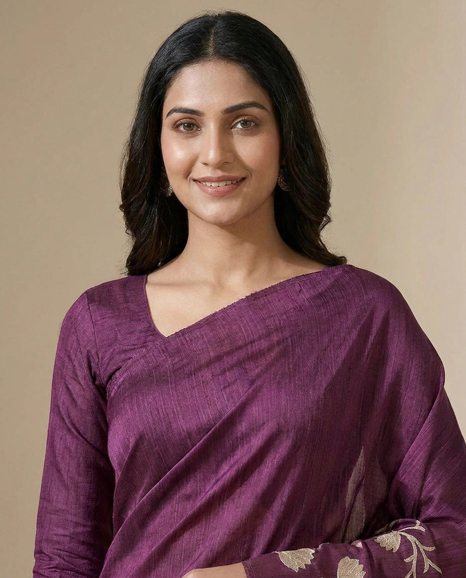 Kota Doria Saree with Ethnic Floral Hand Embroidery Work view 3