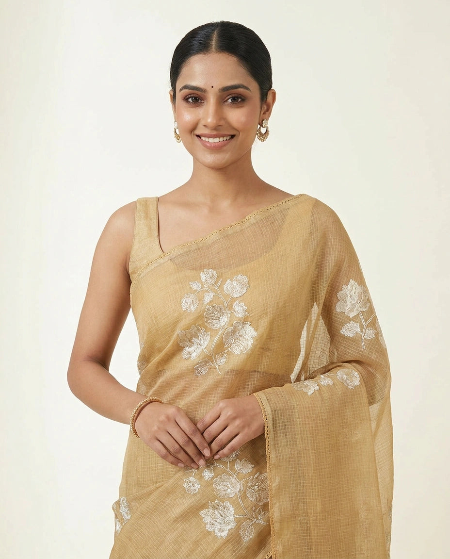 Embroidered Kota Doria Saree — photo 10 of 12