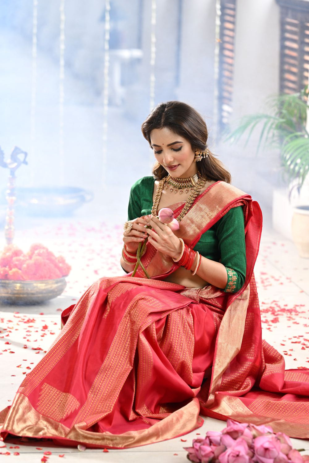 Traditional Rani and Gold Kanchipuram Silk Saree