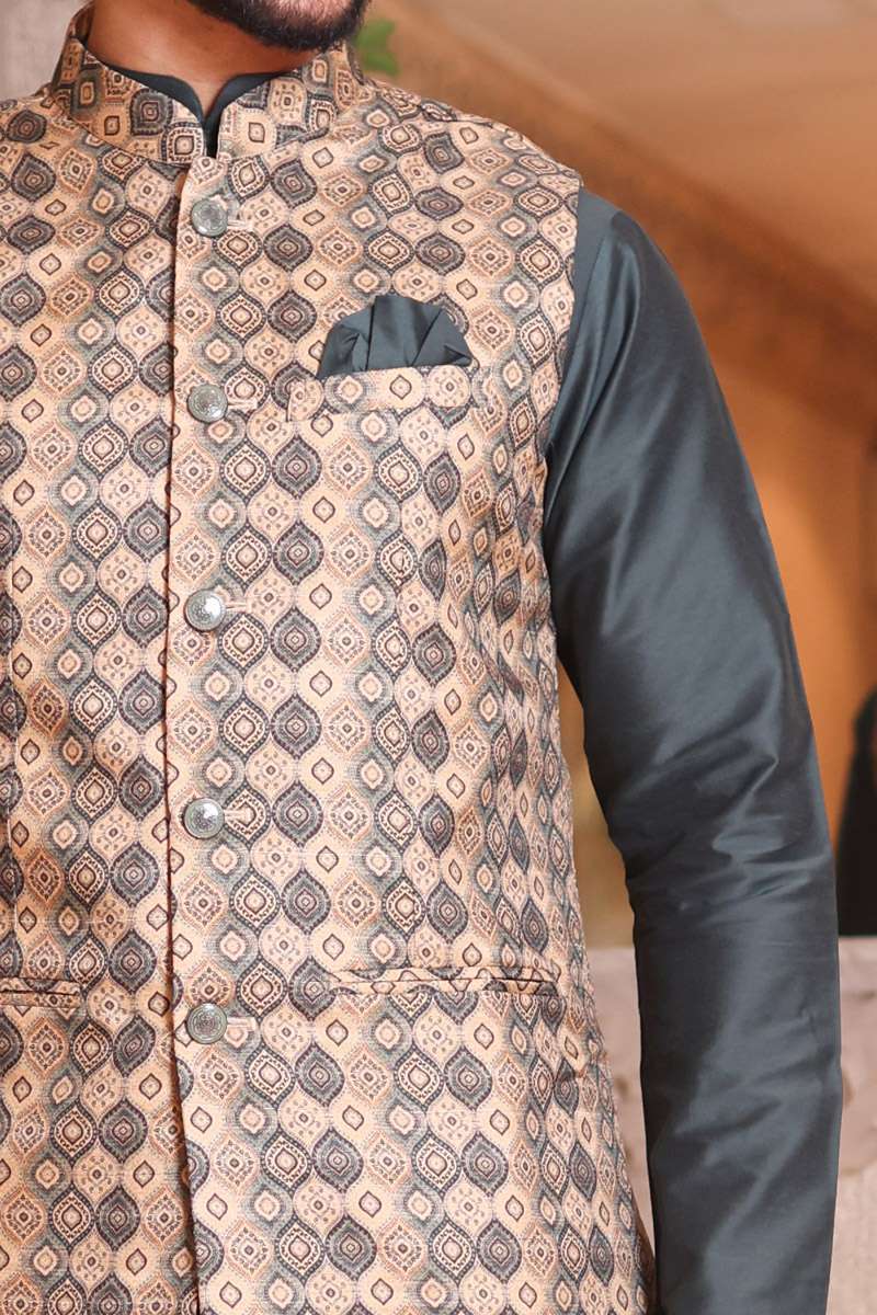 Moss Green Kurta Set With Jacket